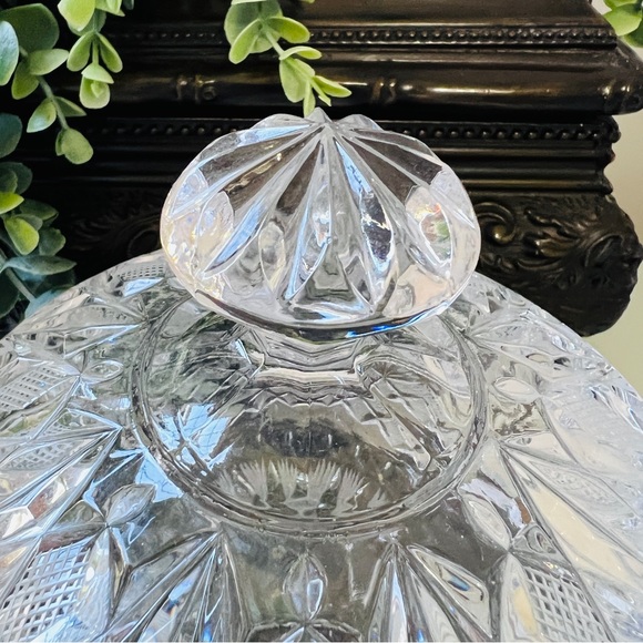 Vintage Lead Cut Crystal Heavy Bon Bon Candy Box Dish 2 Pc Clear with Etching - Picture 3 of 14
